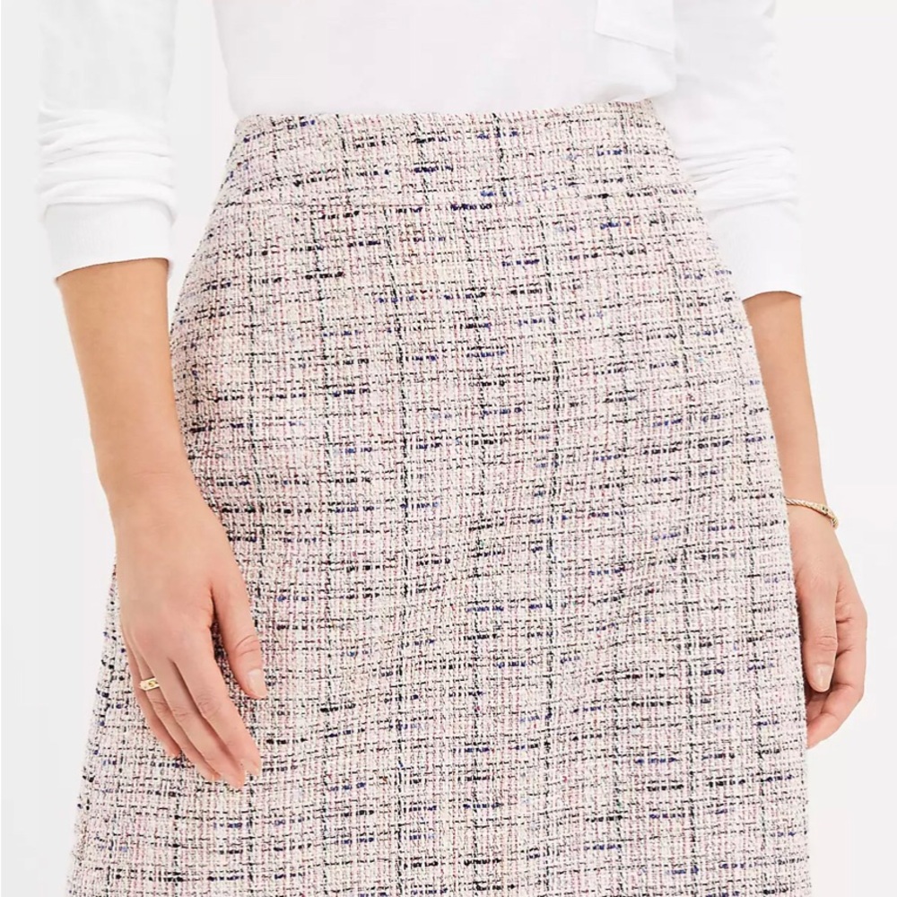 Woman Tweed Skirt with Liner